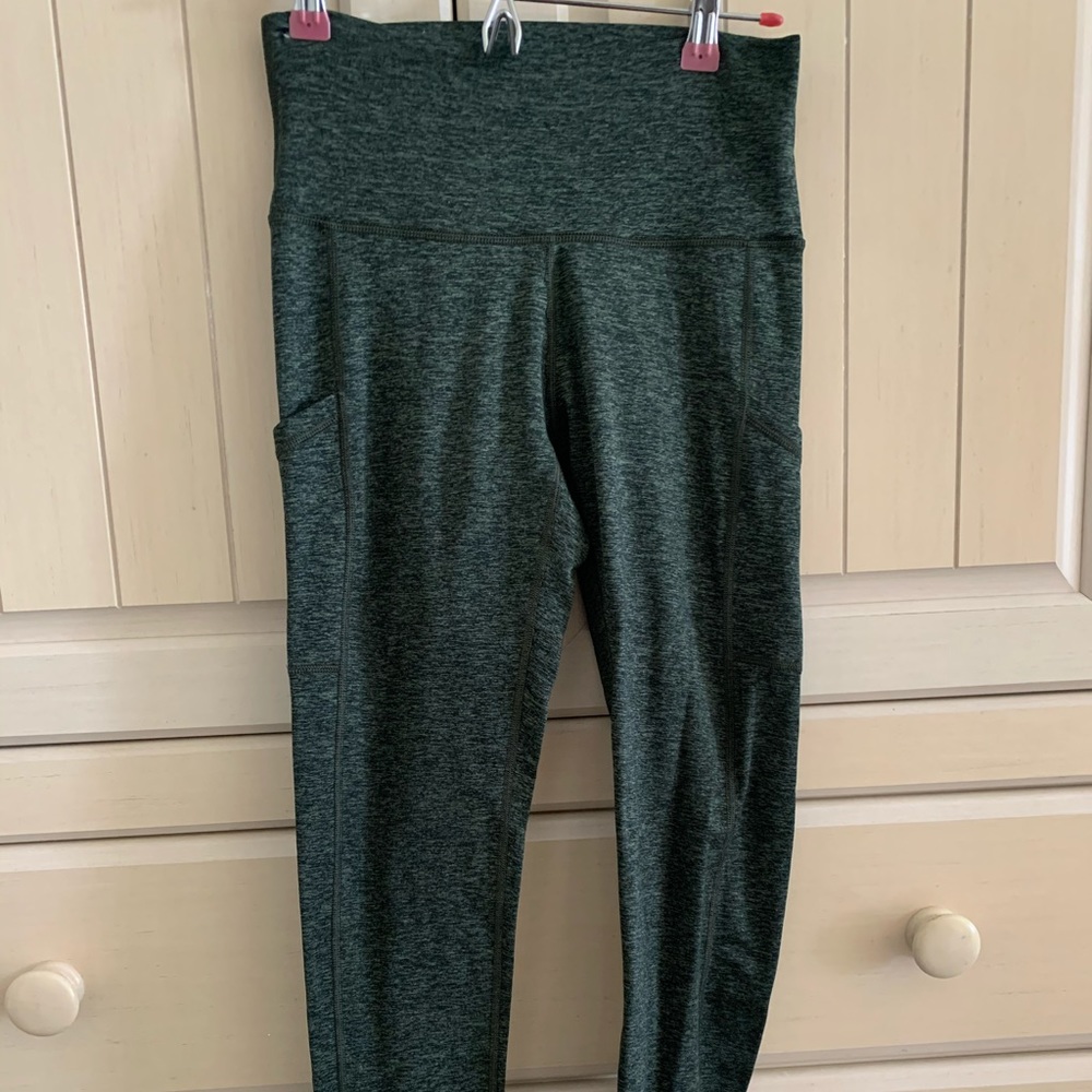 aerie dark green leggings!